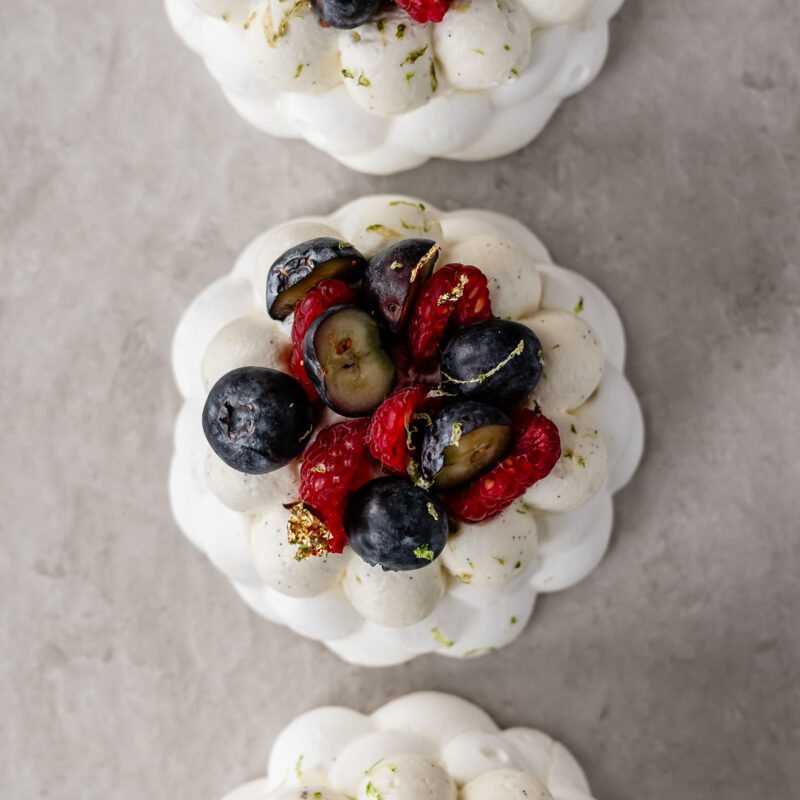 Pavlova fruits rouges